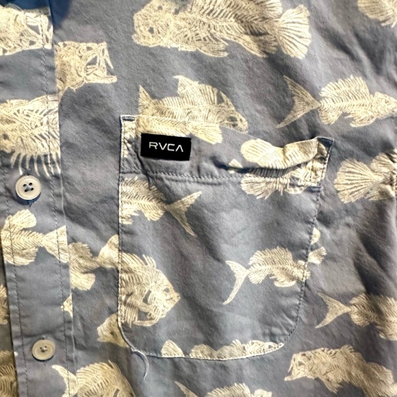RVCA Light Blue Fish Pattern Casual Shirt - Picture 2 of 5